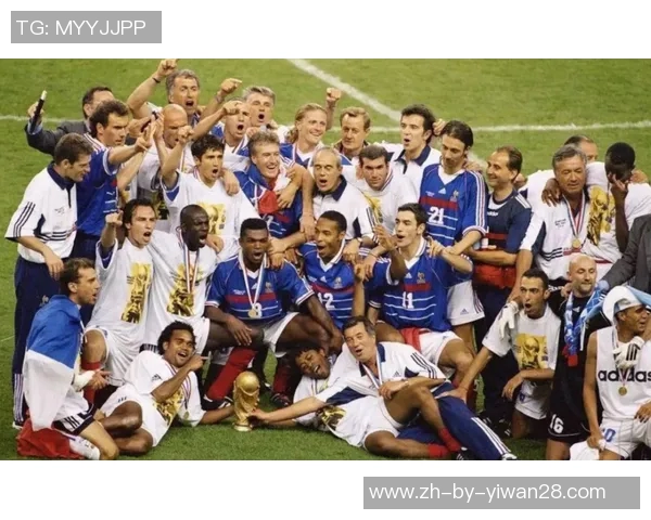 足球之夜十大球星排名揭晓 哪些球员凭实力脱颖而出成为焦点人物